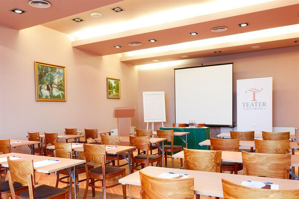 City Hotel Teater Riga Exterior photo