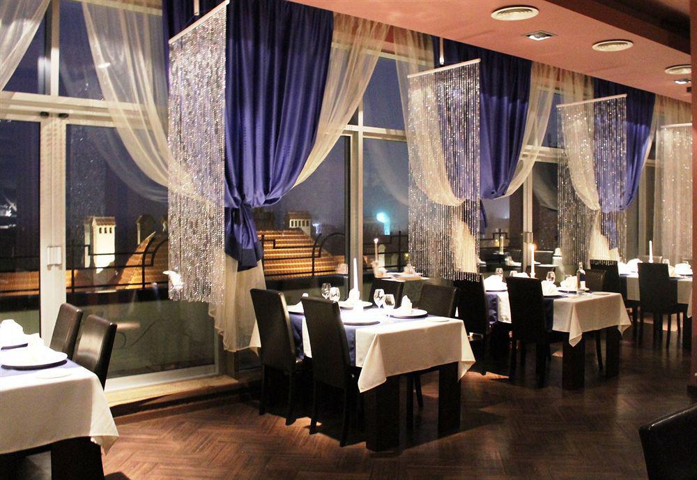 City Hotel Teater Riga Exterior photo